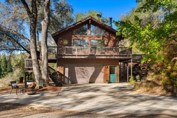 17704 PIONEER WAY