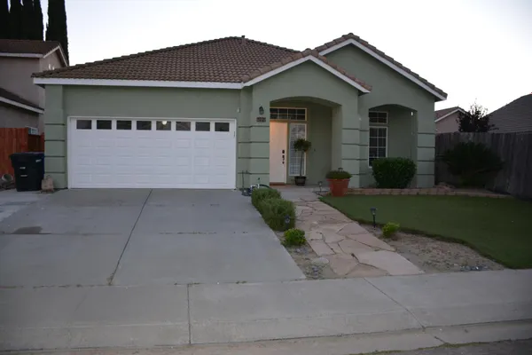 5221 OLD TOWN LN
