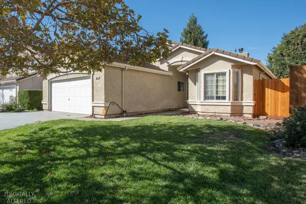 10457 RIVER OAKS DR