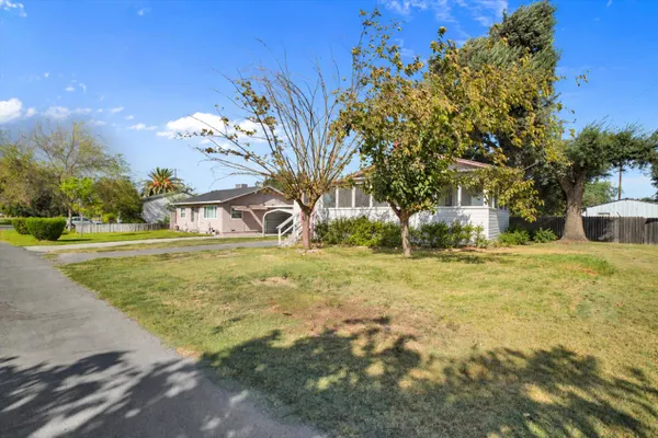 30000 E KASSON 4D15 OAK LN RD RD