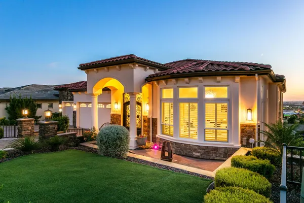 455 SERPA WAY