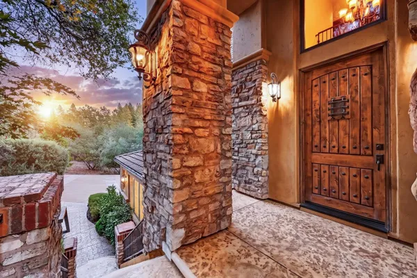 16279 WINCHESTER CLUB DR