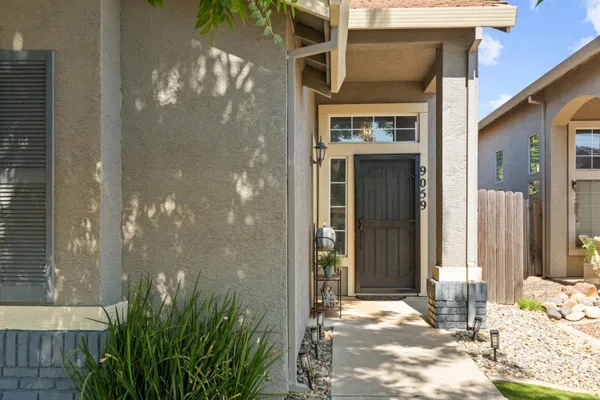 9059 RICHBOROUGH WAY