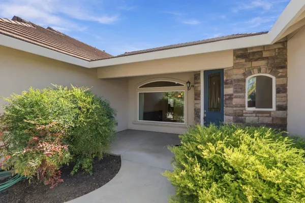 950 CHISHOLM TRL