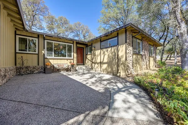 3663 CHRISTIAN VALLEY RD