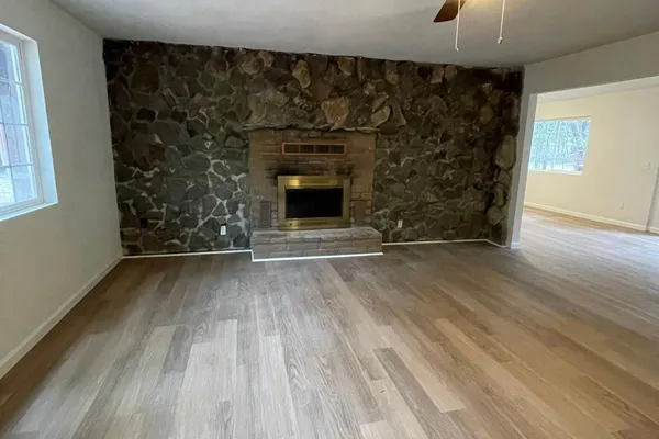 1908 SUSQUEHANA DR