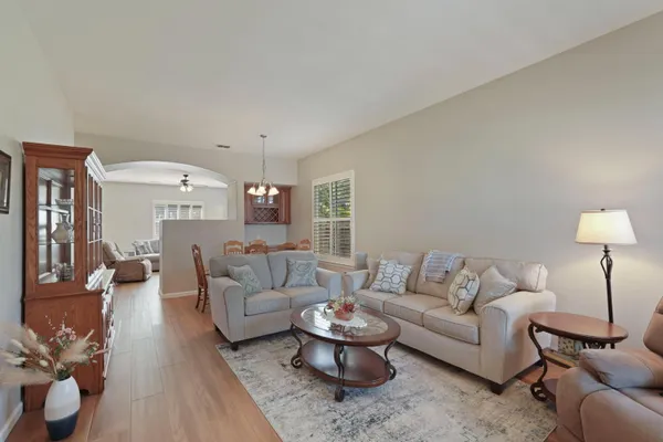 9554 HARVEST GOLD CT