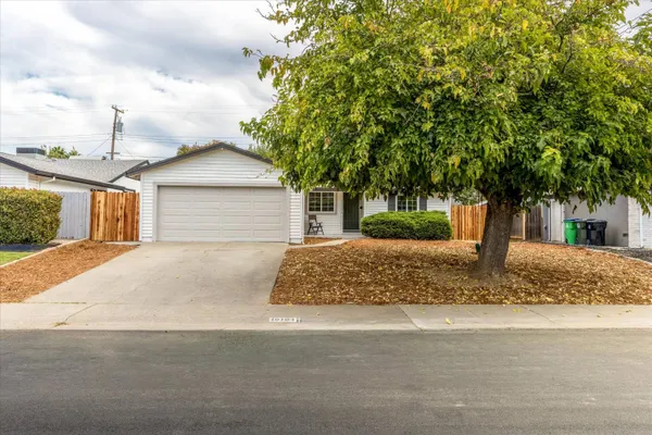 10104 CRAWFORD WAY