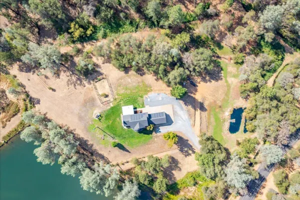 3552 SWEETWATER TRL