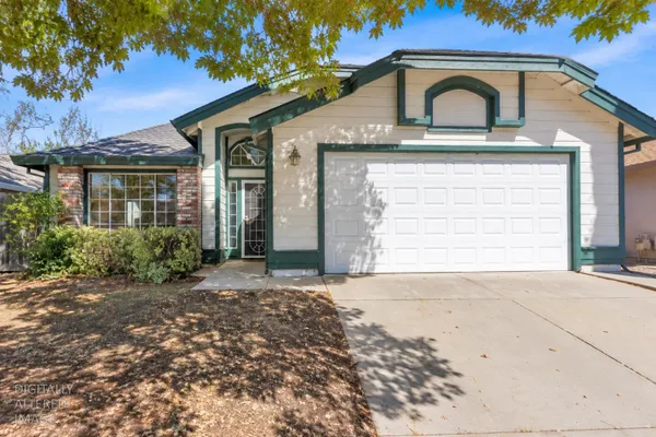 5923 PALM SPRINGS CT
