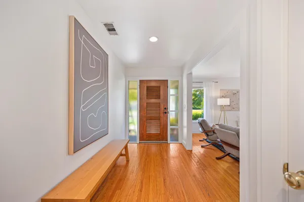 4045 ESPERANZA DR