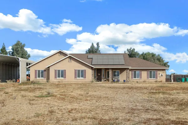 21187 E ROSE CLOVER LN