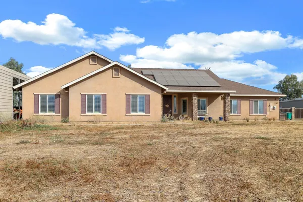 21187 E ROSE CLOVER LN
