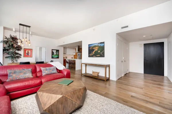 500 J ST 1708