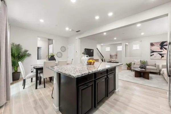 9301 JUNIPER LAKE ALY