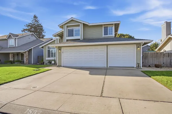 1507 CRESTWOOD DR