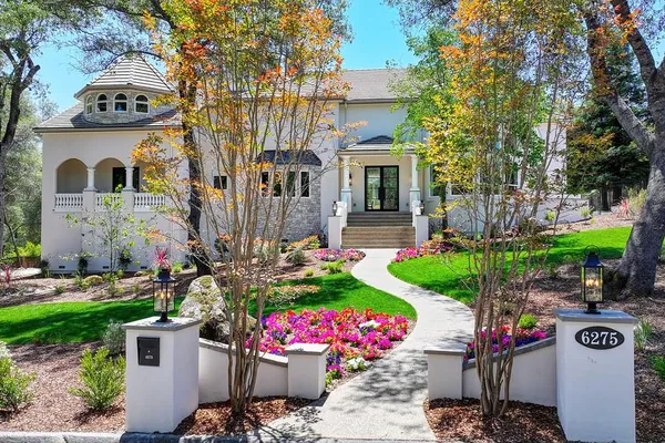 6275 BARCELONA CT