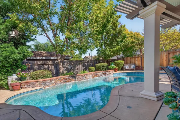 1728 SEVILLA DR