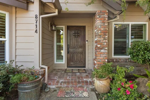 8714 PATHFINDER CT