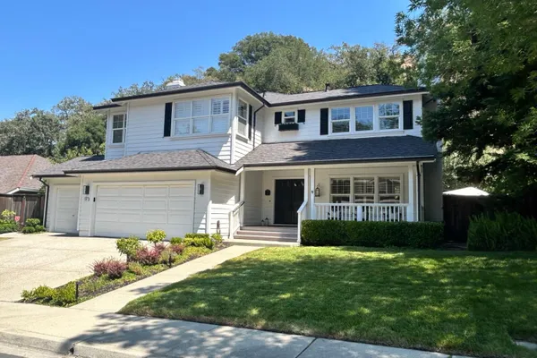 130 WINDOVER DR