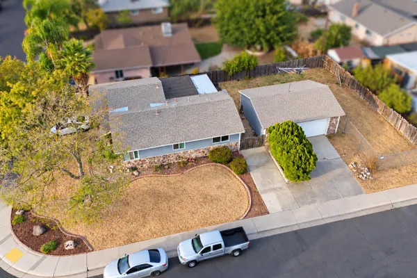 7391 HAYWARD DR
