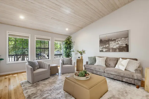 12808 LAKE WILDWOOD DR