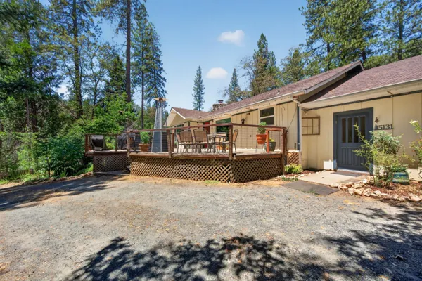 5131 HACKOMILLER RD