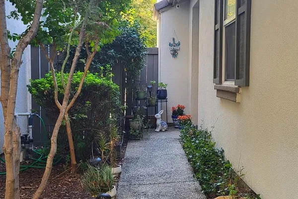 211 NATALINO CIR