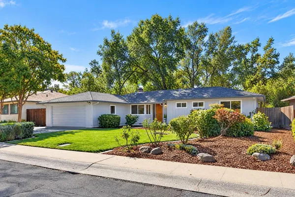 6266 HEATHCLIFF DR