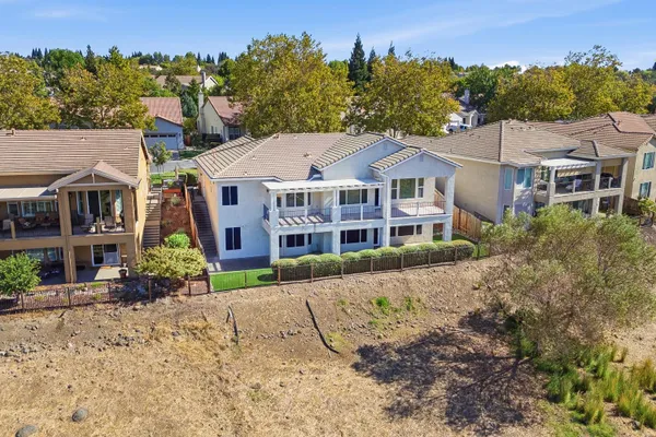 4530 SCENIC DR
