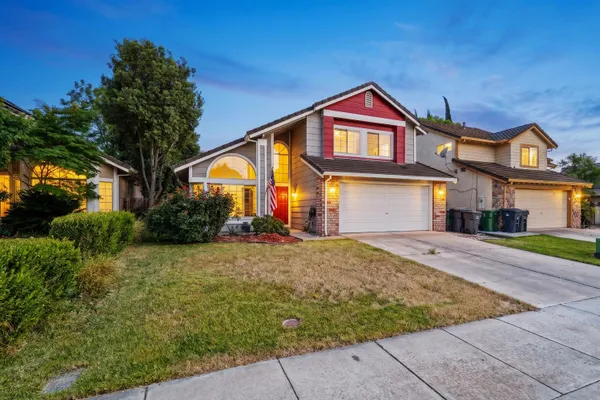132 HENRY CT