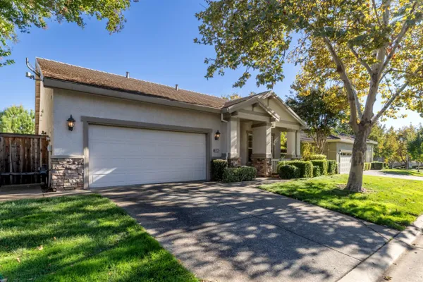 4117 TAHOE VISTA DR