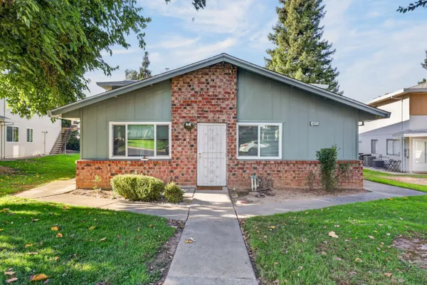 6273 CAVAN DR 4