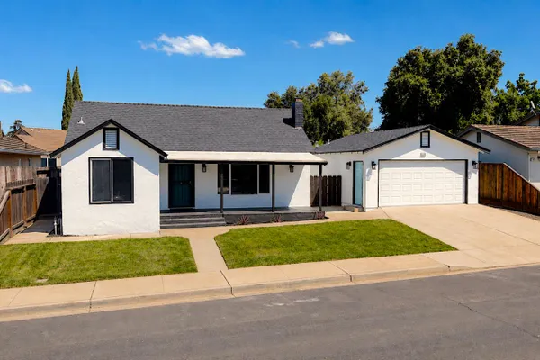 13361 BENTLEY ST