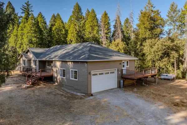 21641 ALLAN RD