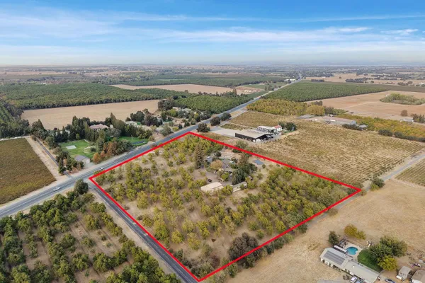 16580 E HWY 88