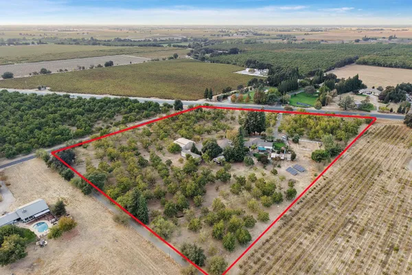 16580 E HWY 88