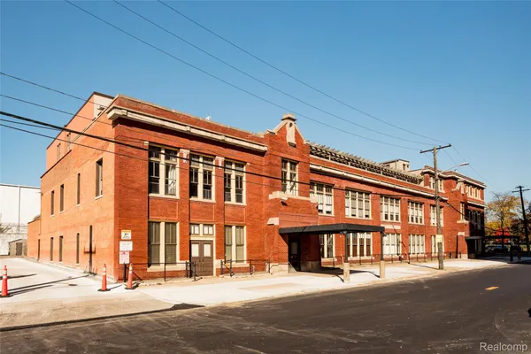 1395 ANTIETAM AVE 49