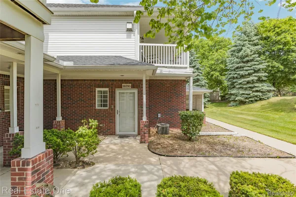 14286 MORAVIAN MANOR CIR