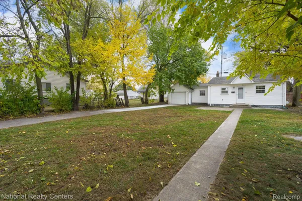 8104 JACKSON AVE