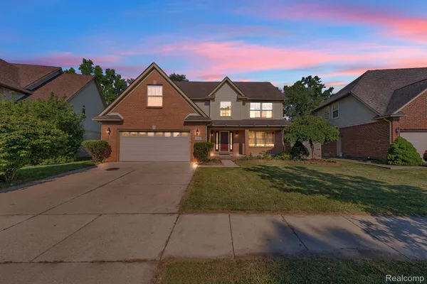 26923 PEPPERWOOD DR