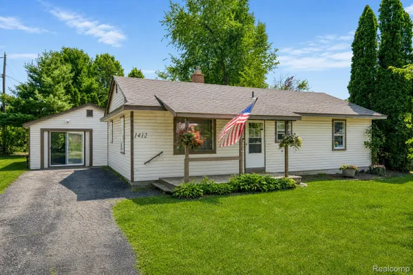 1412 MORNINGDOVE RD