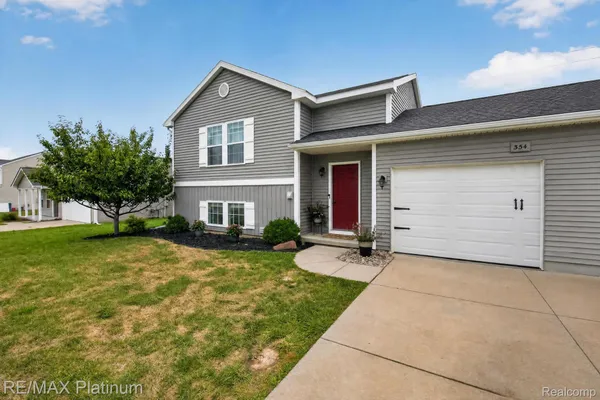 354 SADDLEBROOK DR
