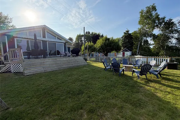 5824 LAKESHORE RD