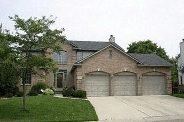 43002 BROOKSTONE DR