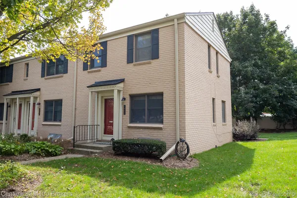 1984 GRAEFIELD RD