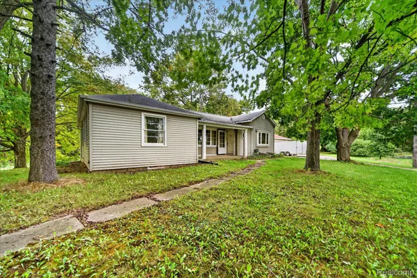 1730 HASLETT RD