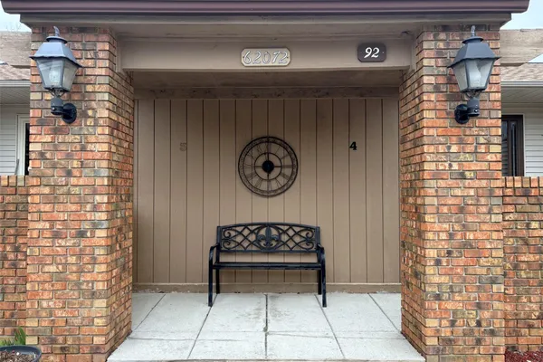 62072 YORKTOWN - UNIT 4 4