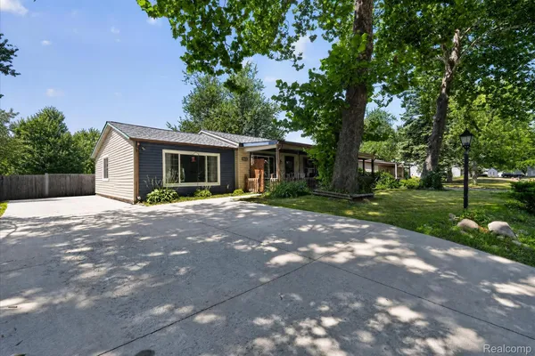 3728 GRAFTON ST