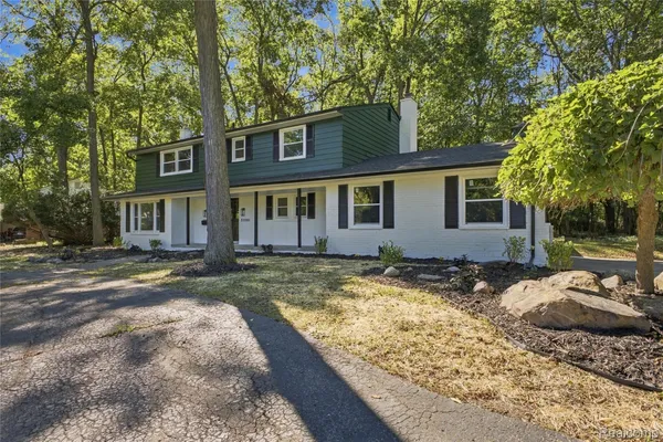 32089 OLDE FRANKLIN DR